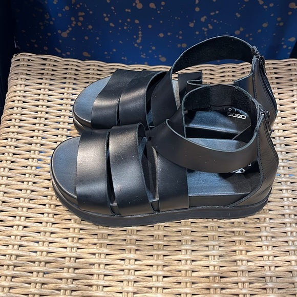 asos design gladiator sandals - Picture 2 of 7